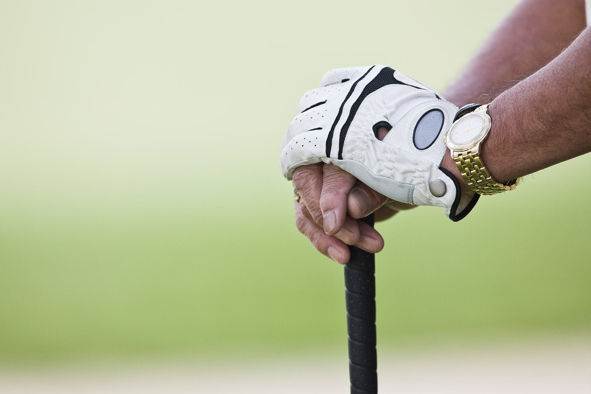 How Long Before You Can Use A Regripped Golf Club